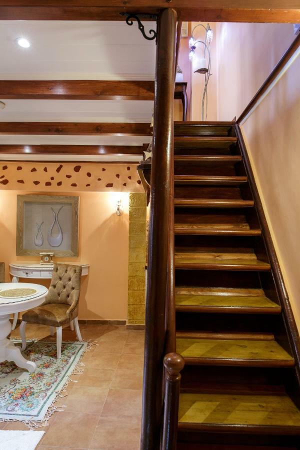 Sali Chelidonaki Boutique Suite خانيا المظهر الخارجي الصورة